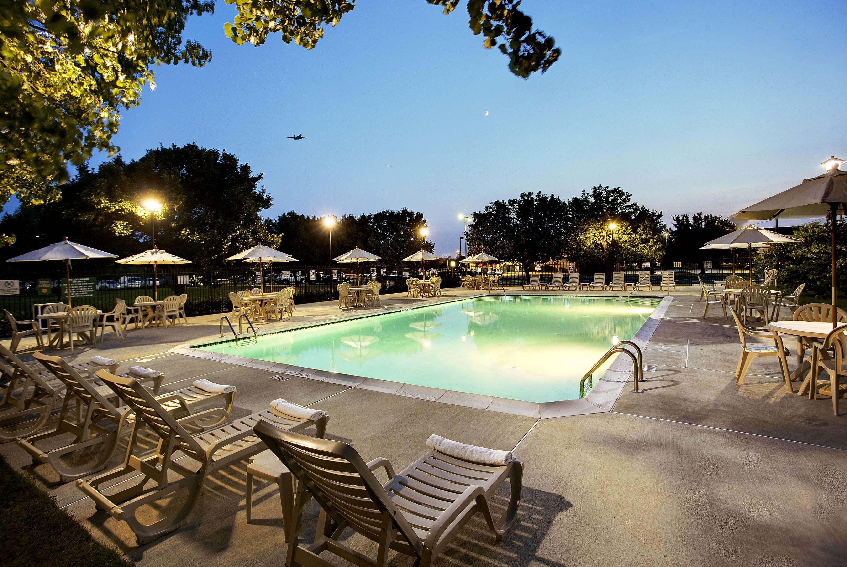 Quality Hotel Essington Exterior foto